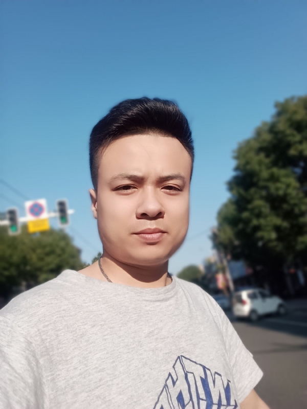 简简单单的第二张照片--金乡交友中心